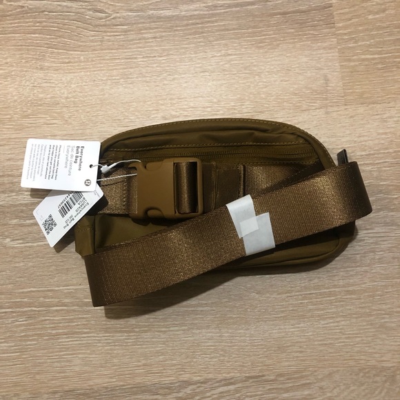Lululemon Everywhere Belt Bag - Burnt Caramel - Picture 6 of 6